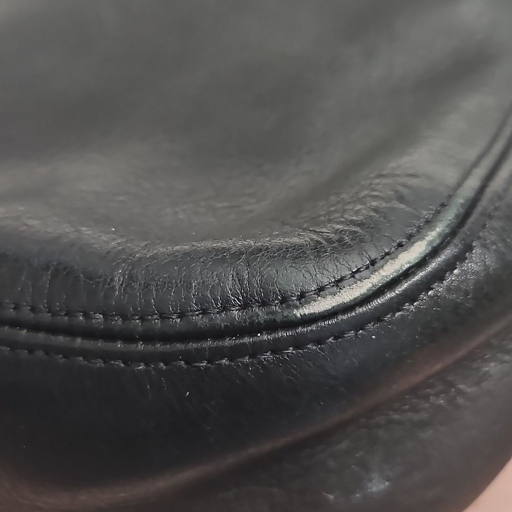 Coach Chelsea Zip Top Shoulder Bag Black Glove Tanned Leather 6000 USA - Picture 13 of 15